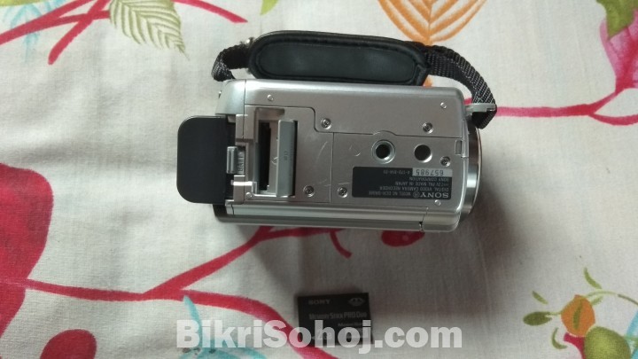 SONY Handycam (Made in Japan)
